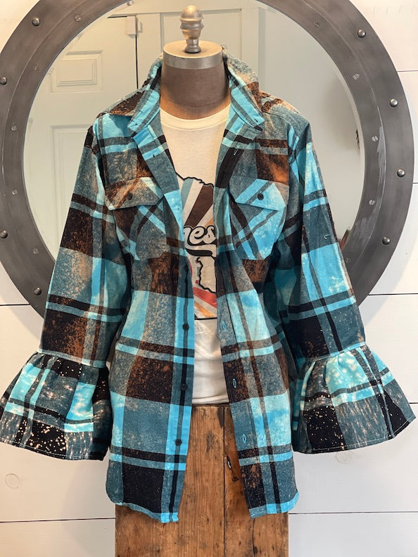 Flared Sleeve Flannel- HERE FOR THE ALIBI Size Xlarge