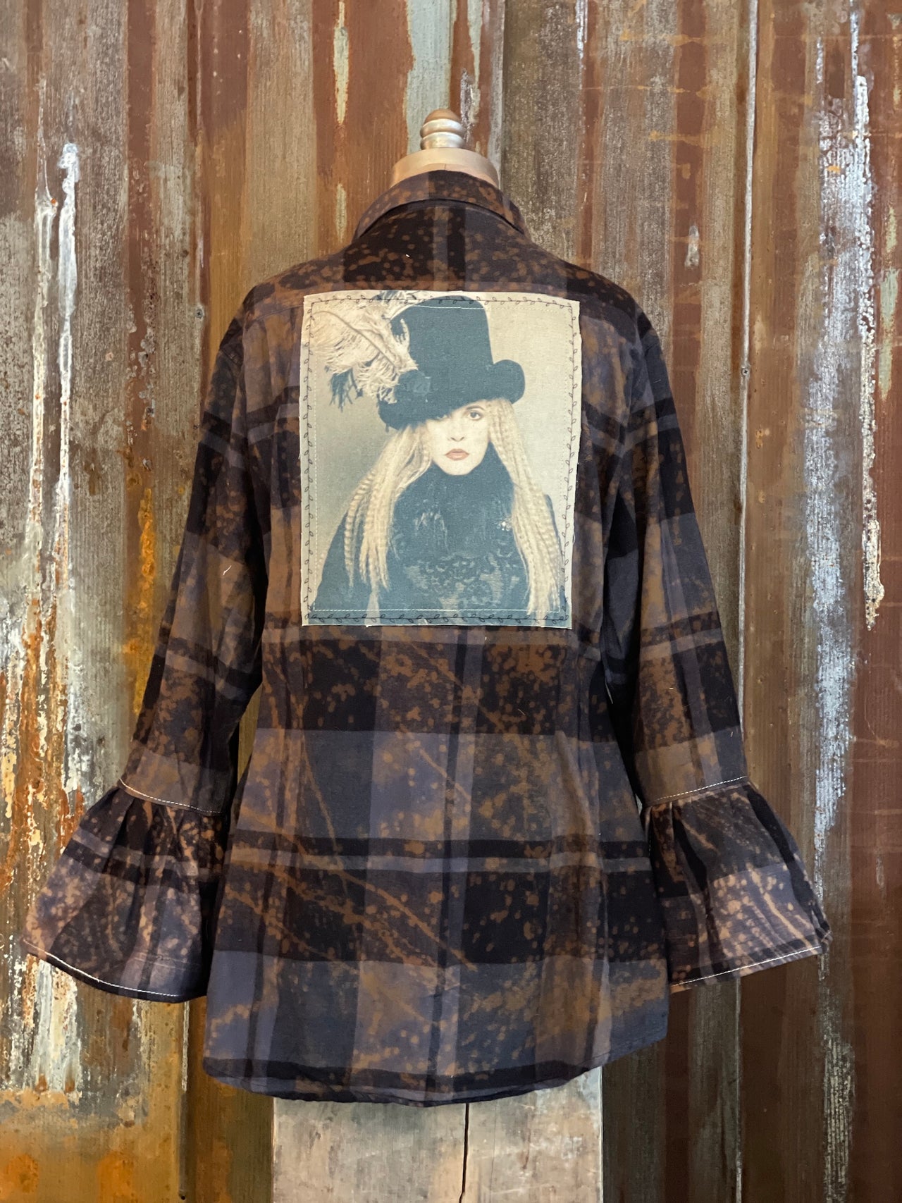 Flared Sleeve Flannel- QUEEN OF THE GYPSIES- Size 3XL