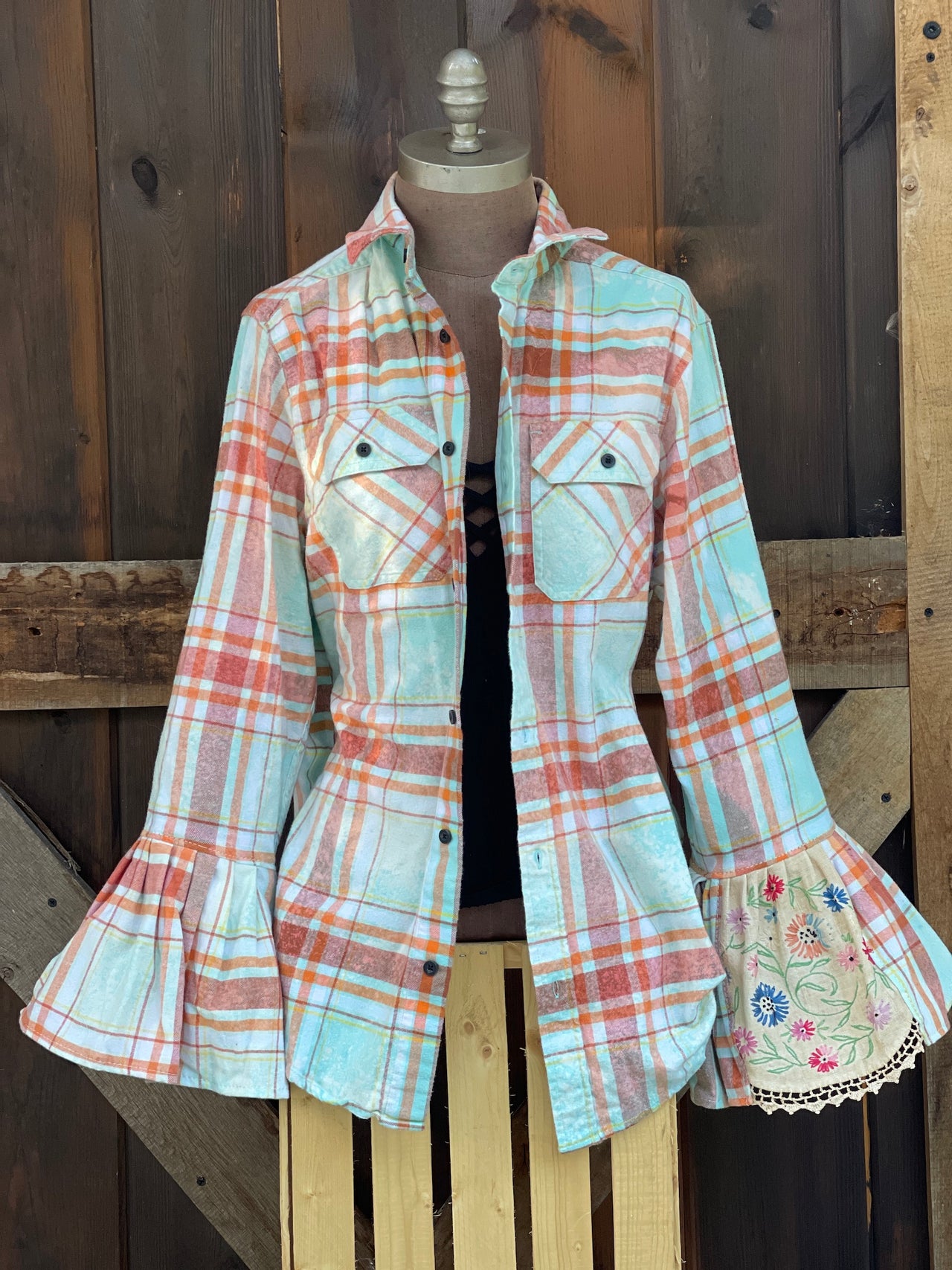 Flared Sleeve Flannel- SHE'S A WILDFLOWER Size Medium