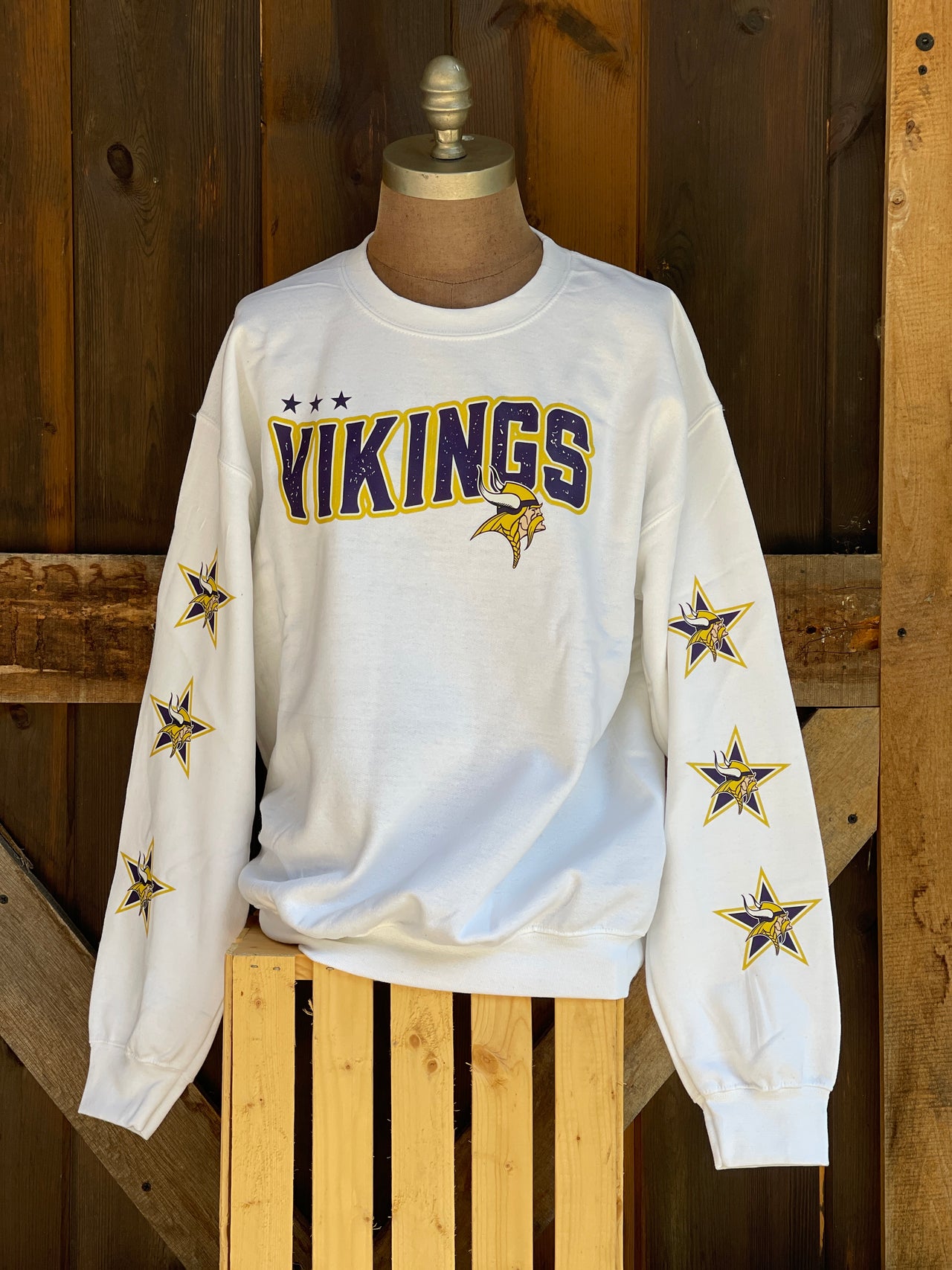 Star Sleeve Vikings sweatshirt