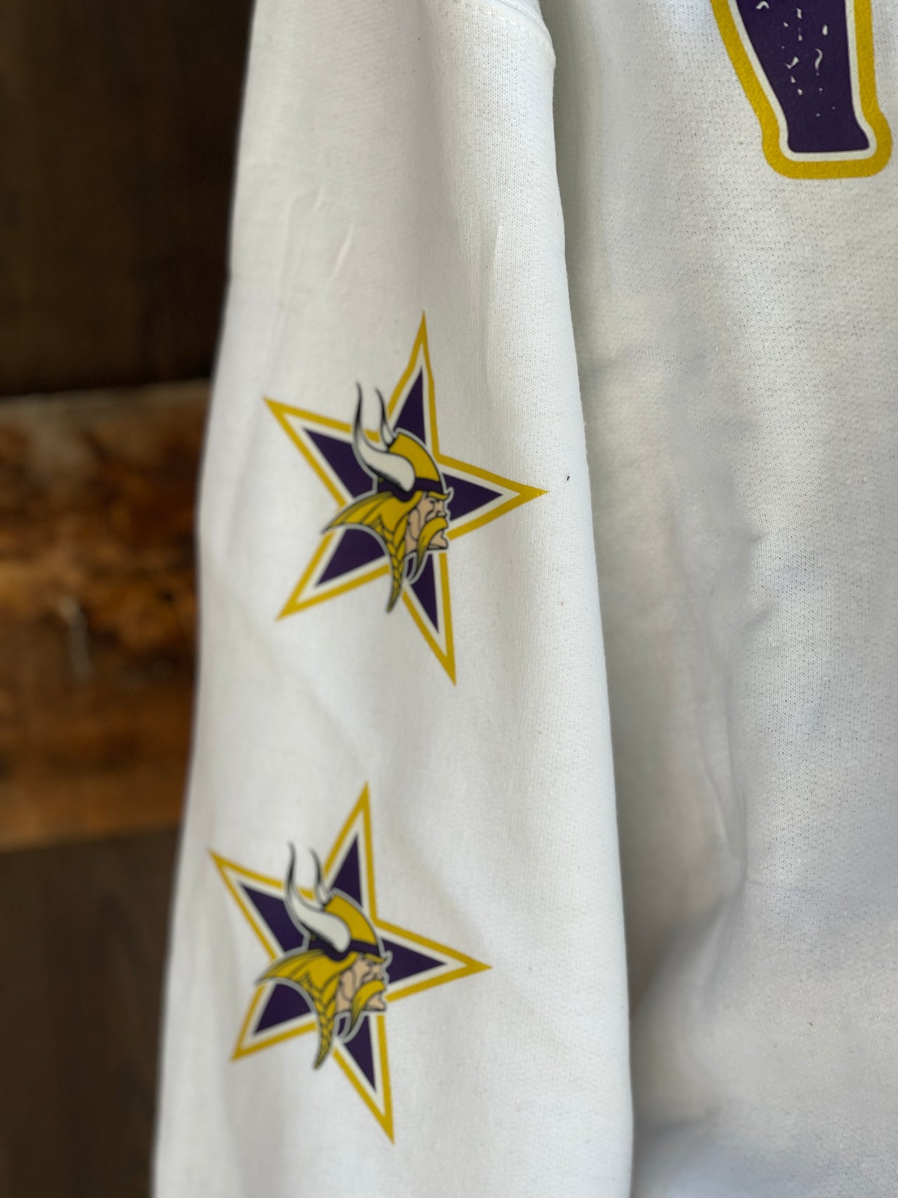 Star Sleeve Vikings sweatshirt