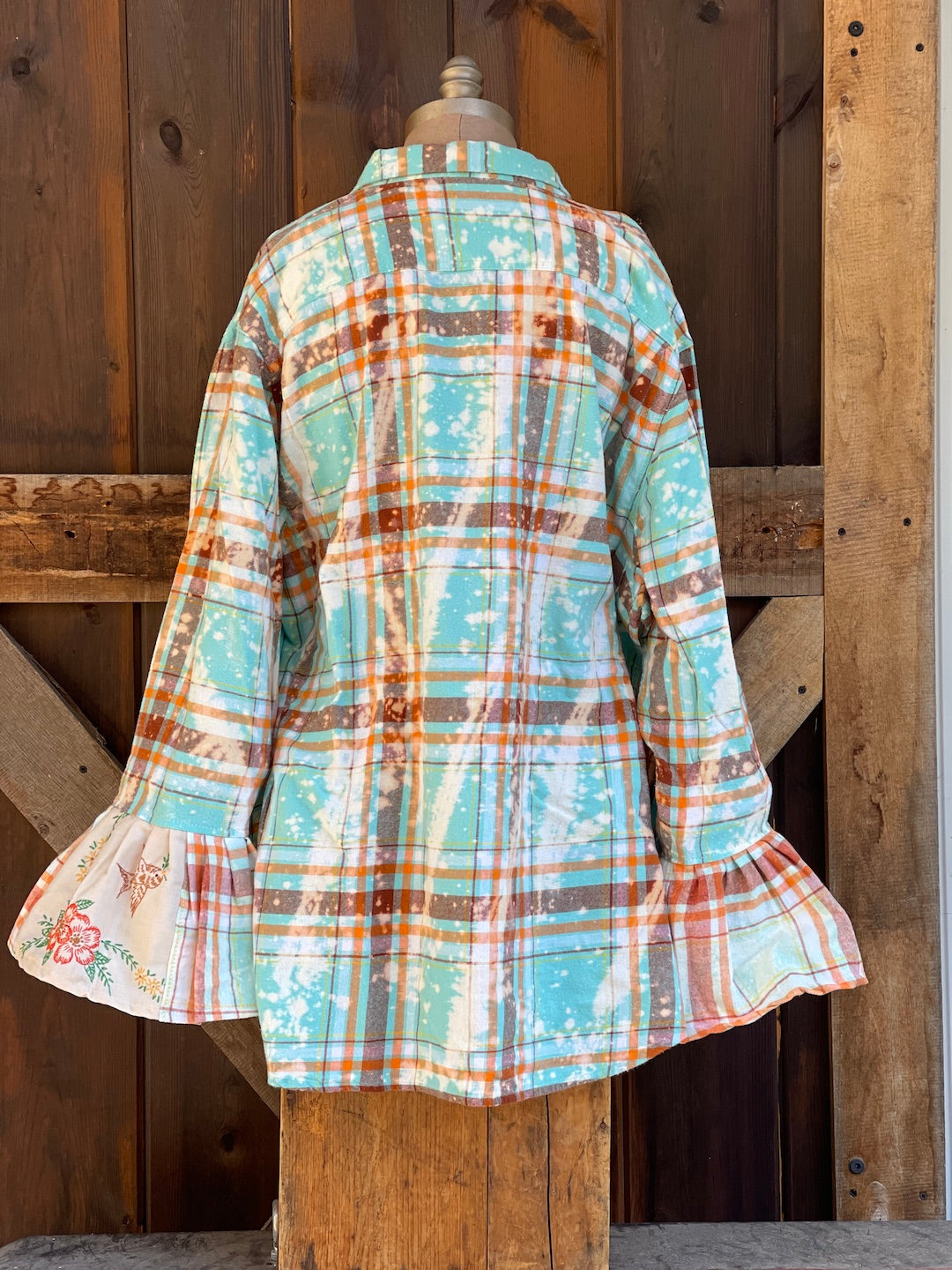 Flared Sleeve Flannel- IN THE GARDEN Size 2XL