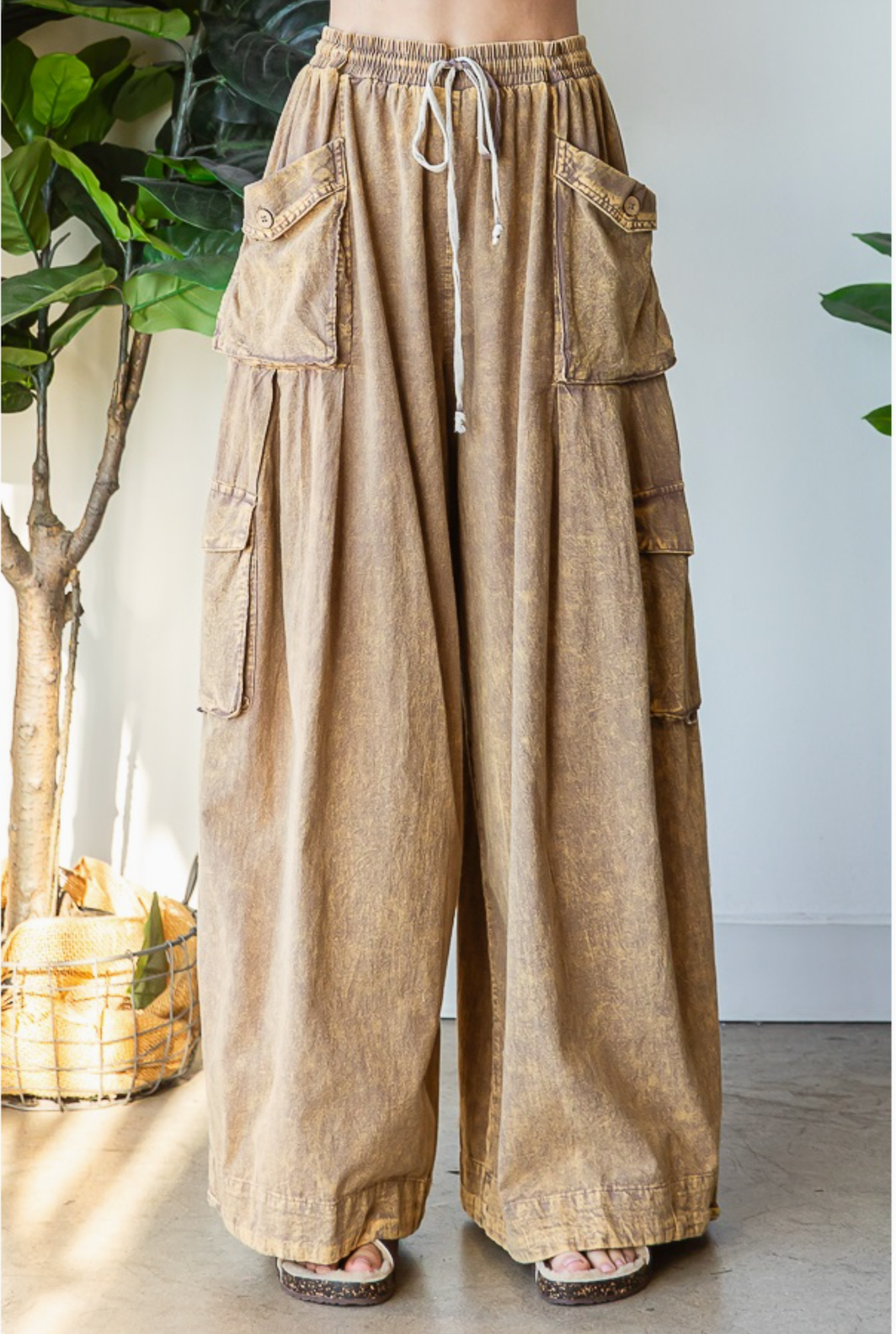 Washed LOUNGER Pants- Sand Dune